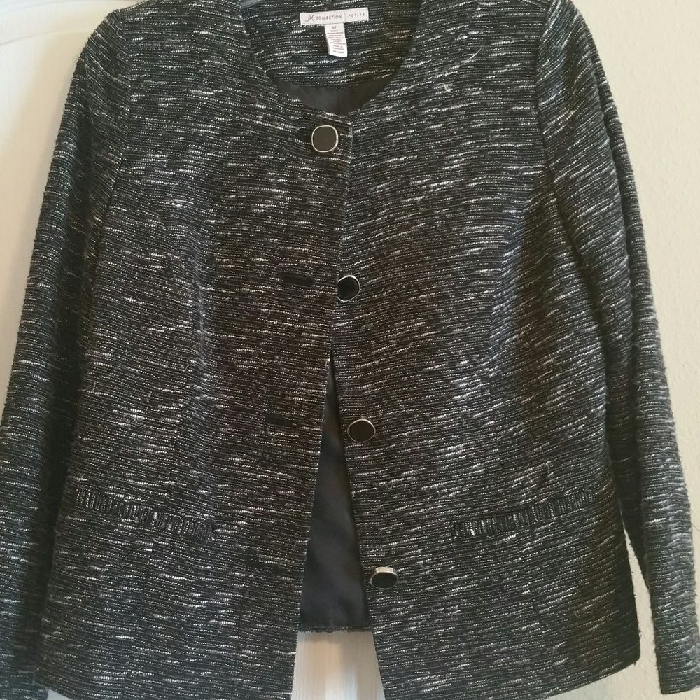 #215 JM Collection Black/White Suit Jacket Size 6P